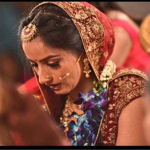 This is my wedding lehnga I wore it for one time, it’s very pretty.